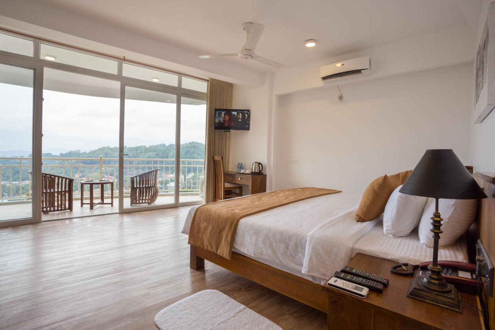 360 Lake View Hotel Kandy Esterno foto